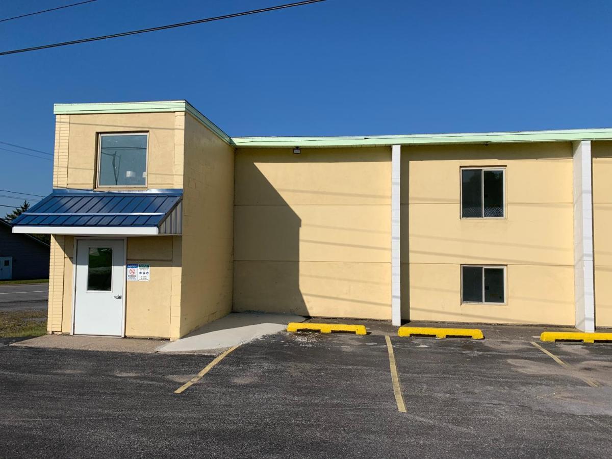 Lake Inn Ebensburg Exterior photo